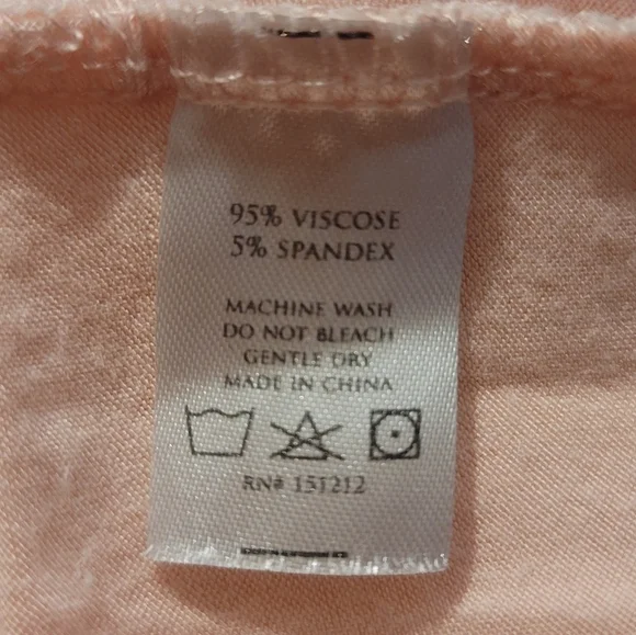 Mary Square Glitter/Champagne Pink Graphic V-Neck T-Shirt - Picture 4 of 5